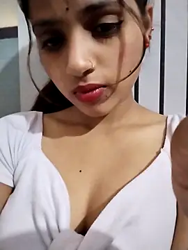 samayra1144 online show from March 2026 09:49:02 PM