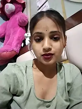 Snapshot of samayra1144 chatting on April 2026 05:48:02 PM samayra1144 online show from April 2026 05:48:02 PM