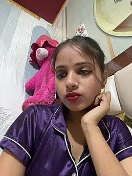 Snapshot of samayra1144 chatting on May 2026 01:15:02 PM samayra1144 online show from May 2026 01:15:02 PM