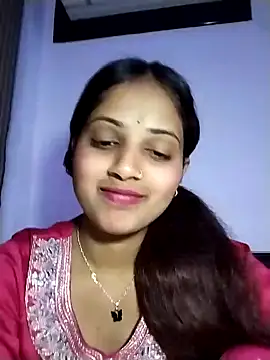 samayra1144 online show from February 2026 03:33:01 PM