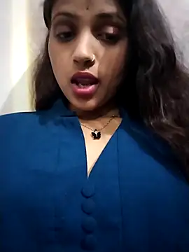 samayra1144 online show from February 2026 06:30:01 PM