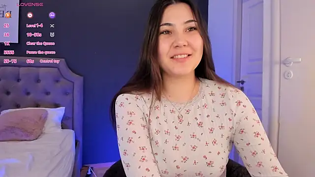 Lina Loon online show from April 2026 11:28:02 AM