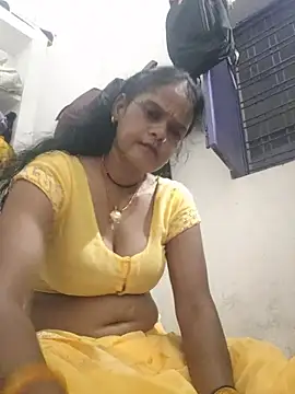 Snapshot of Queen_sexee chatting on July 2026 04:29:01 PM Queen sexee online show from July 2026 04:29:01 PM