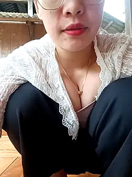 Eye-squirt online show from February 2026 06:26:01 AM