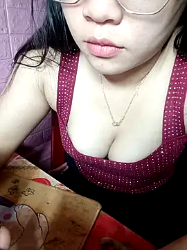 Eye-squirt online show from February 2026 04:28:02 PM