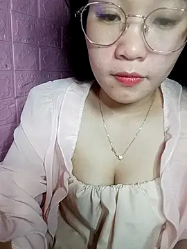 Eye-squirt online show from February 2026 04:59:01 PM