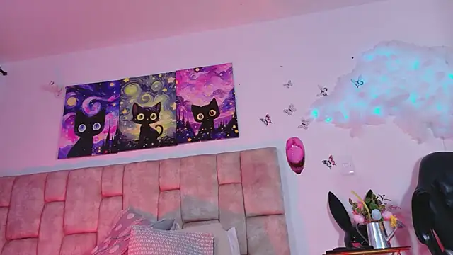 MiiaBlumm  online show from March 2026 06:21:01 PM