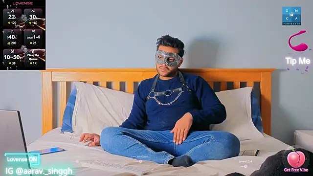 aarrav hotty online show from April 2026 08:37:02 PM
