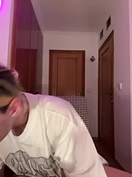 YourFavouriteTwink online show from February 2026 09:56:02 PM