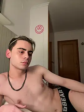 YourFavouriteTwink online show from February 2026 10:41:02 PM