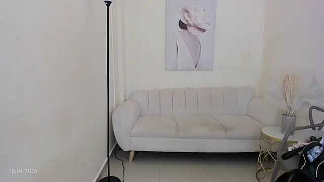 Dafne Maroto online show from April 2026 01:15:02 PM