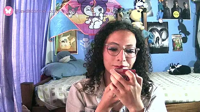 lewd mooncat online show from March 2026 09:13:02 PM