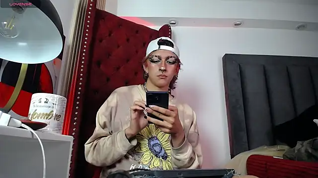 Cain Dantalion online show from April 2026 03:33:01 AM