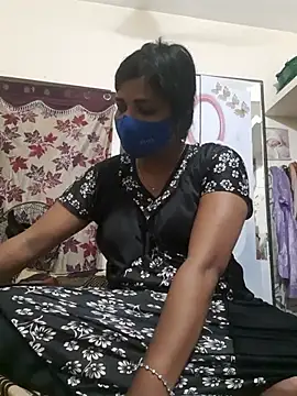 Snapshot of Tamil_Luckly_girl chatting on May 2026 01:08:02 PM Tamil Luckly girl online show from May 2026 01:08:02 PM
