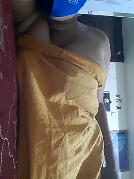 Snapshot of Tamil_Luckly_girl chatting on May 2026 07:28:02 PM Tamil Luckly girl online show from May 2026 07:28:02 PM