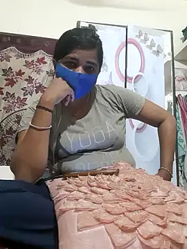 Snapshot of Tamil_Luckly_girl chatting on May 2026 02:11:01 PM Tamil Luckly girl online show from May 2026 02:11:01 PM