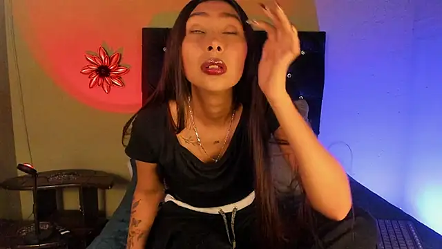 angeldreams15  online show from May 2026 06:29:02 PM