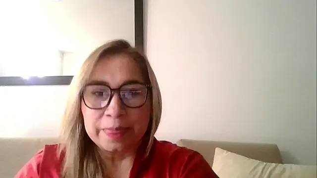 Snapshot of KamiSspencer chatting on February 2026 01:22:01 PM KamiSspencer online show from February 2026 01:22:01 PM