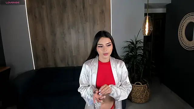 JulietteMoreau online show from June 2026 11:37:02 AM