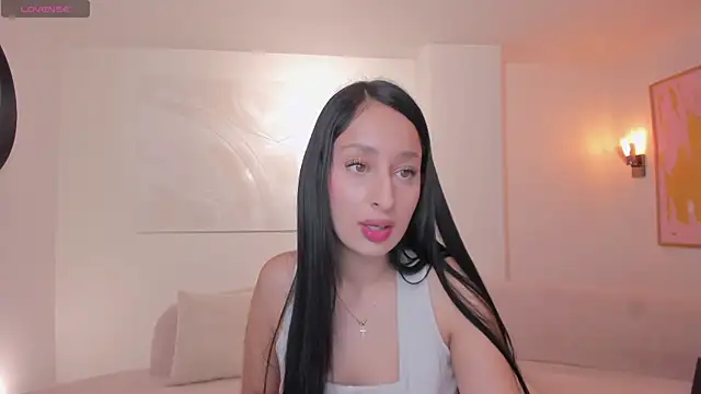 AmaraDivine online show from March 2026 11:49:01 AM