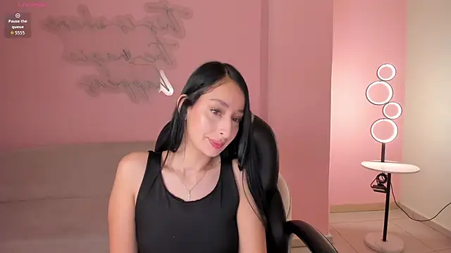 AmaraDivine online show from March 2026 05:31:02 PM