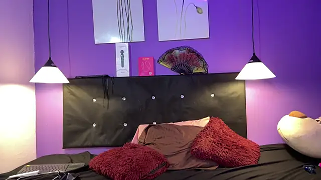 Snapshot of Karim_mansur chatting on April 2026 05:08:02 PM Karim mansur online show from April 2026 05:08:02 PM