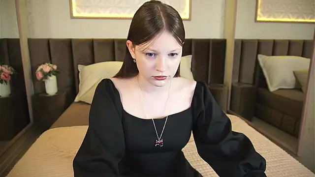 LauraBev online show from May 2026 02:48:01 PM