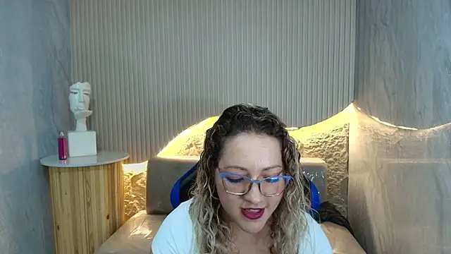 Snapshot of Rubia_encantada_r chatting on February 2026 08:22:02 PM Rubia encantada r online show from February 2026 08:22:02 PM