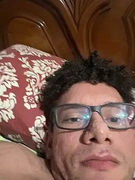 Valentinacouple online show from June 2026 04:35:02 AM