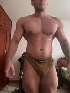 Valentinacouple online show from June 2026 04:41:02 PM