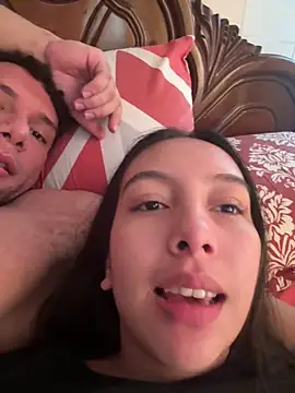 Snapshot of Valentinacouple chatting on February 2026 07:13:01 PM Valentinacouple online show from February 2026 07:13:01 PM