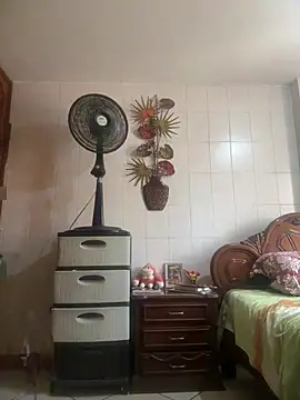 Valentinacouple online show from May 2026 04:02:02 PM