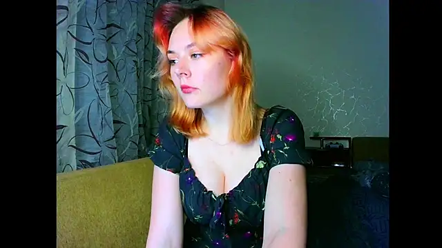 Snapshot of Little_fox404 chatting on May 2026 09:43:02 PM Little fox404 online show from May 2026 09:43:02 PM