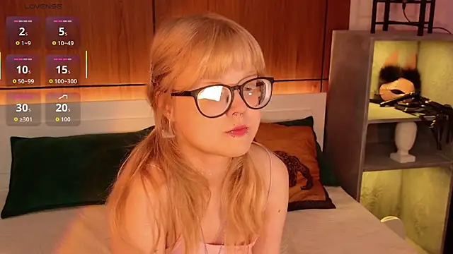 MoliQin online show from May 2026 07:28:01 AM