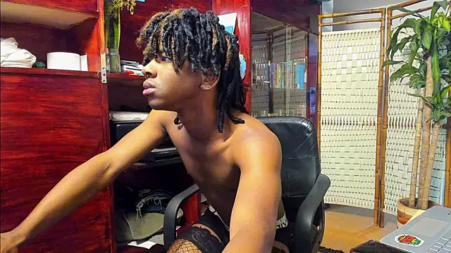 Mashall lee online show from March 2026 06:06:02 PM