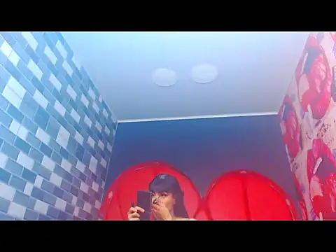 Snapshot of charlottxjuless chatting on February 2026 02:03:01 PM charlottxjuless online show from February 2026 02:03:01 PM