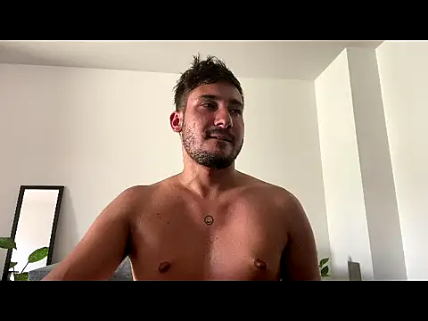 Heytincho online show from February 2026 07:47:01 PM