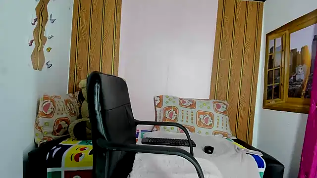 valenttina narvaez online show from April 2026 01:28:02 PM