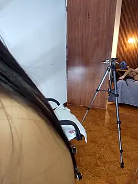 Luna rousse26 online show from March 2026 12:20:01 AM