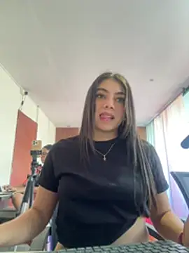 Luna rousse26 online show from March 2026 12:41:01 PM