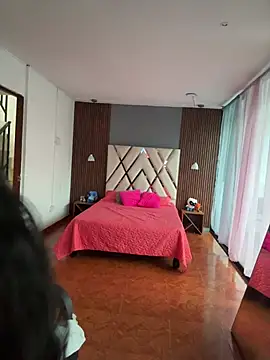 Luna rousse26 online show from April 2026 12:19:02 PM