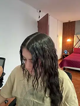 Luna rousse26 online show from March 2026 12:17:02 PM