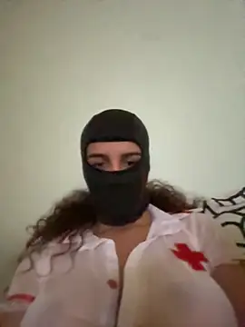 Esmeralda972 online show from February 2026 09:04:02 PM