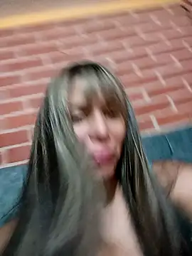 kiki milu online show from April 2026 03:40:02 AM