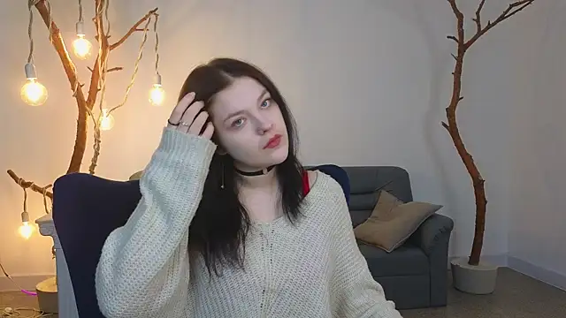 DeliaEffy online show from April 2026 12:55:01 PM