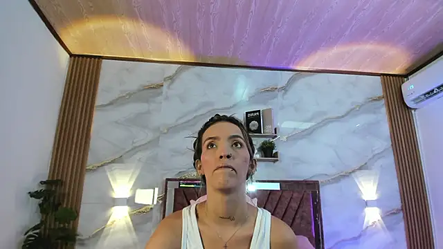 your whore Salome online show from March 2026 06:09:02 PM