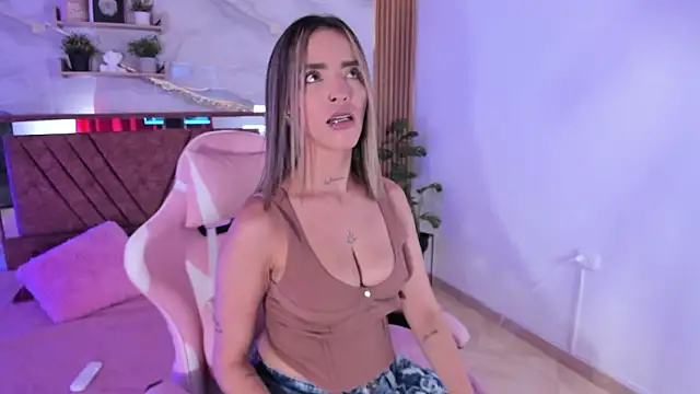 your whore Salome online show from March 2026 06:35:01 PM