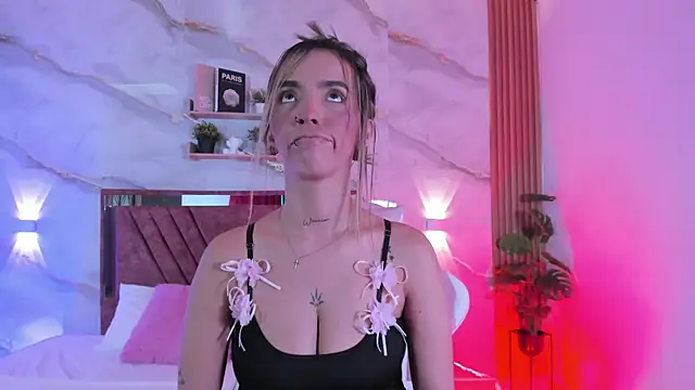 your whore Salome online show from March 2026 06:53:01 PM