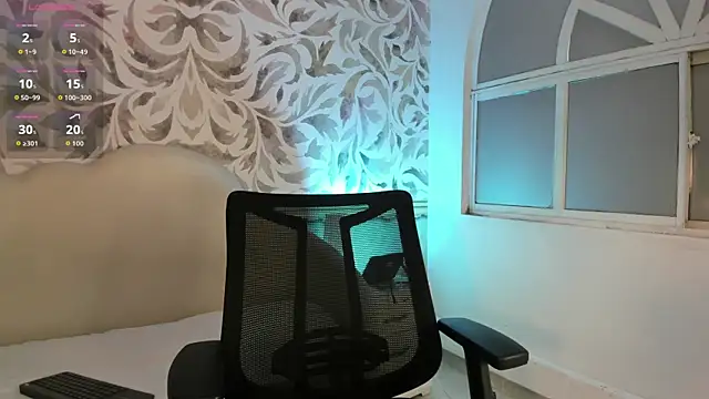 your whore Salome online show from May 2026 07:50:01 PM