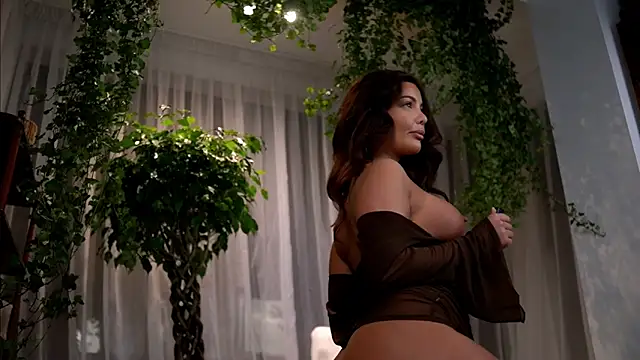 TheMaddisonShow  online show from February 2026 03:37:01 AM